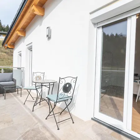 Dom wakacyjny Katu House *