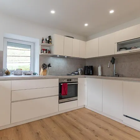 بيت للعطل Katu House Pörtschach am Wörthersee