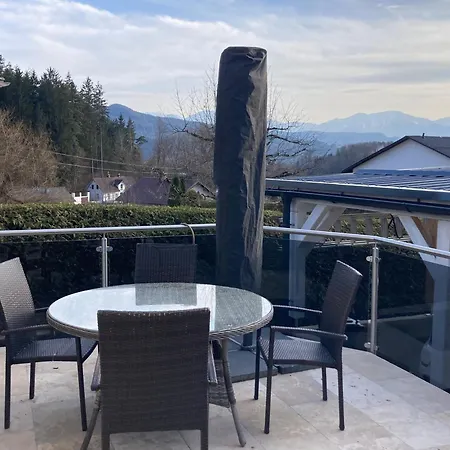 Dom wakacyjny Katu House *